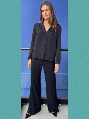 Babaton Black Crepe Button Front V-Neck Power Blouse
